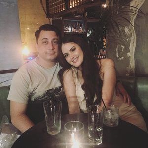 Meet your Posher, Gloria